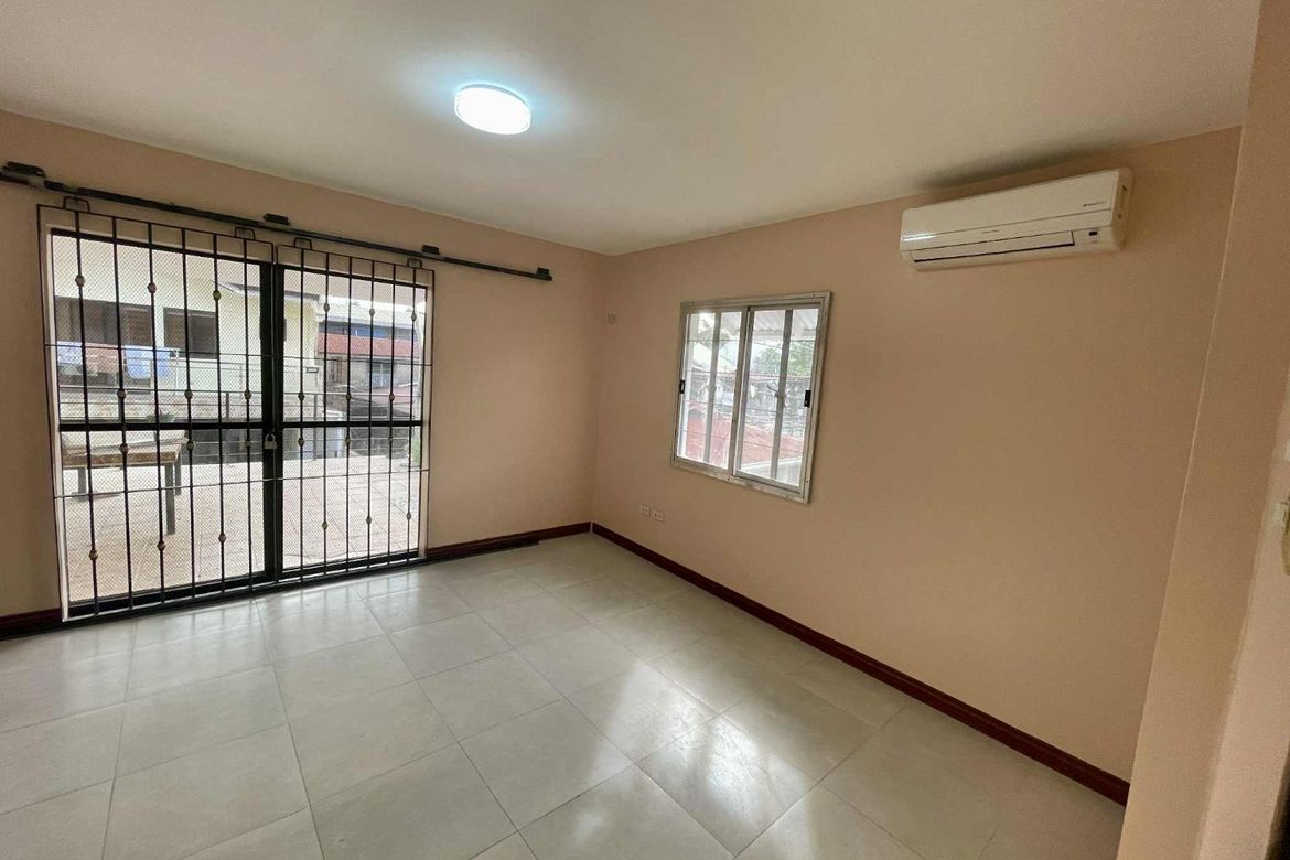 3 Bedroom Townhouse for Sale in Casuntingan, Mandaue, Cebu – photo 4