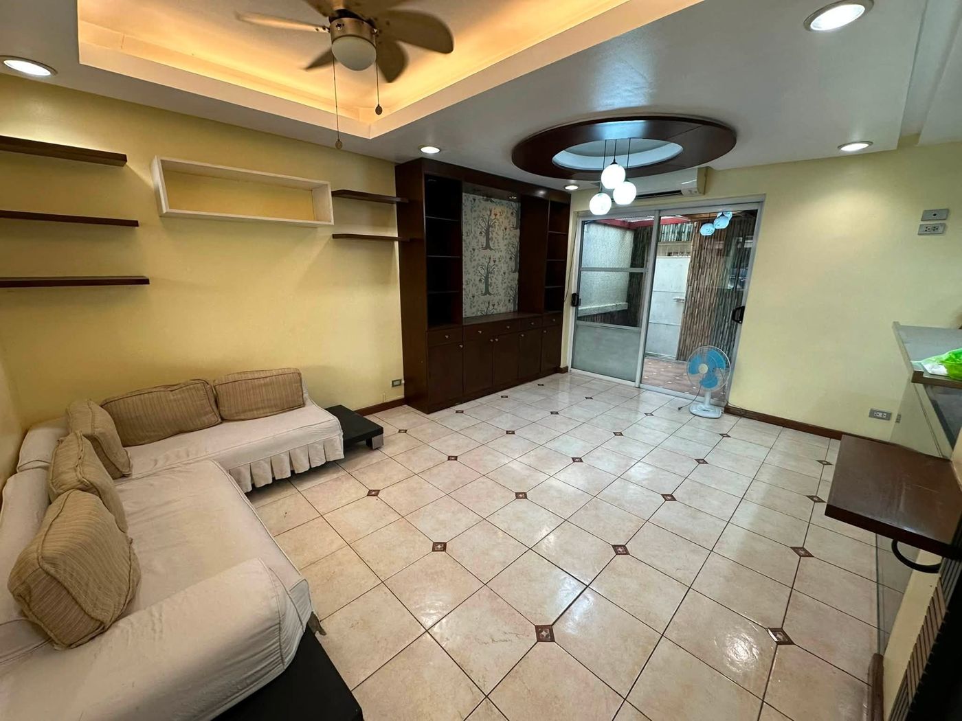 3-Bedroom Townhouse for Sale in Celadon Residences, Sta. Cruz, Manila – photo 6