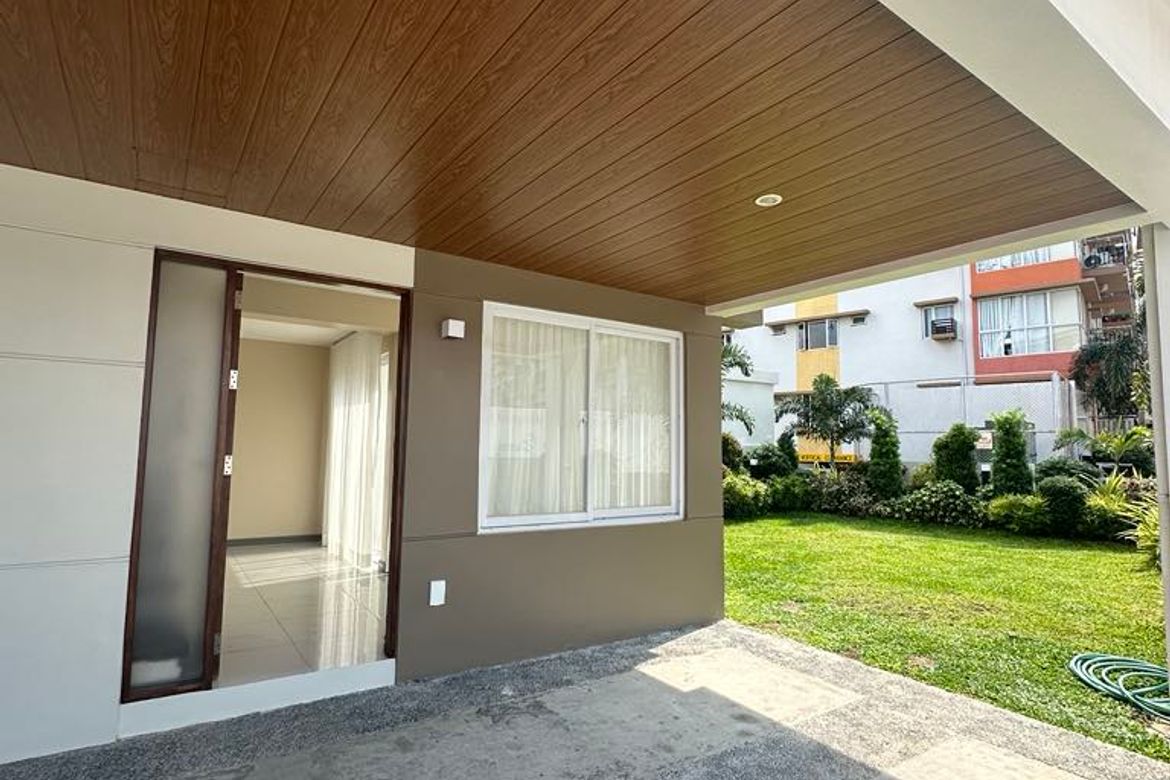 3 Bedroom Townhouse for Sale in Don Bosco, Parañaque, Metro Manila