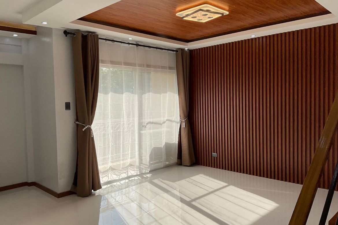 3 Bedroom Townhouse for Sale in East Ortigas Mansions, Bagong Ilog, Pasig, Metro Manila – photo 2