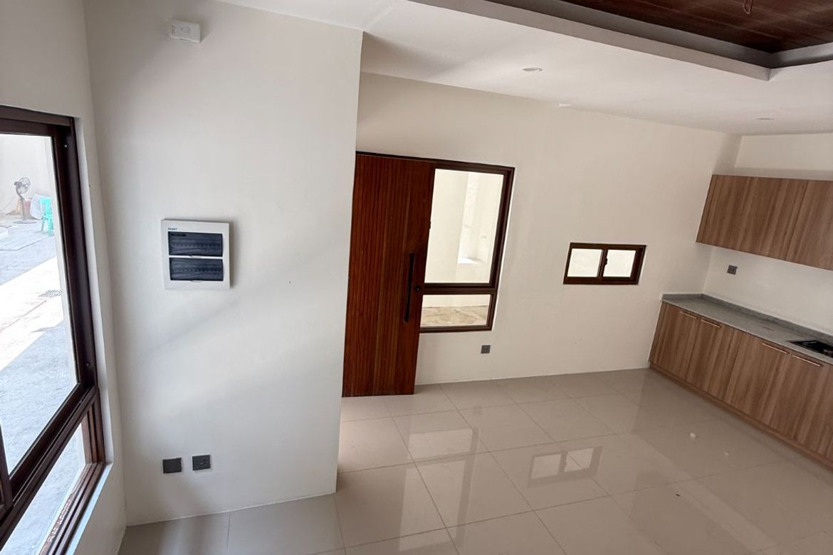 3 Bedroom Townhouse for Sale in Fairview, Quezon City, Metro Manila – photo 7