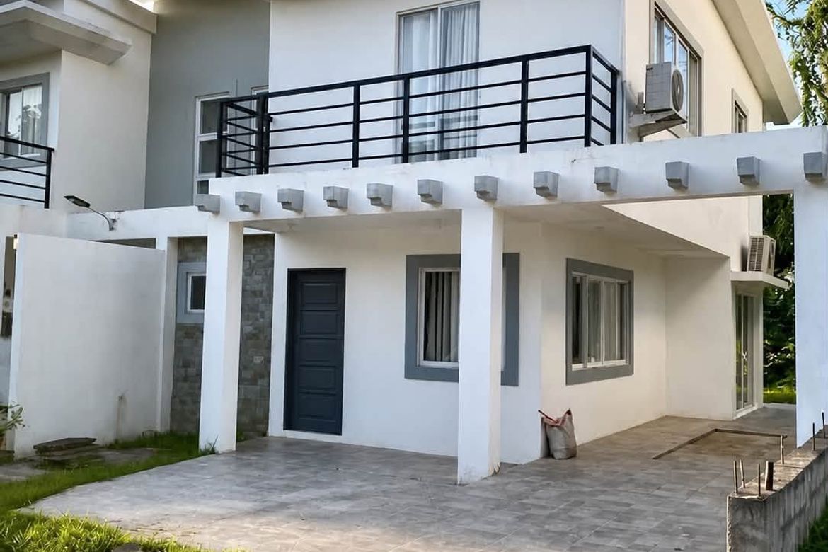 3 Bedroom Townhouse for Sale in Golf Estates, Cagayan de Oro, Misamis Oriental
