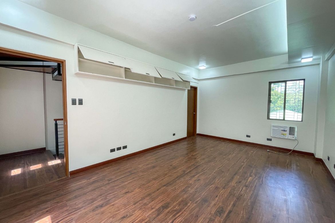 3 Bedroom Townhouse for Sale in Greenhills Courtyard, Little Baguio, San Juan, Metro Manila – photo 7