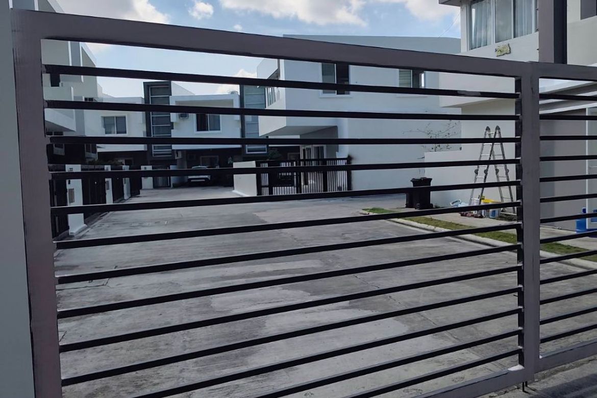 3 Bedroom Townhouse for Sale in Guadalupe, Cebu City, Cebu