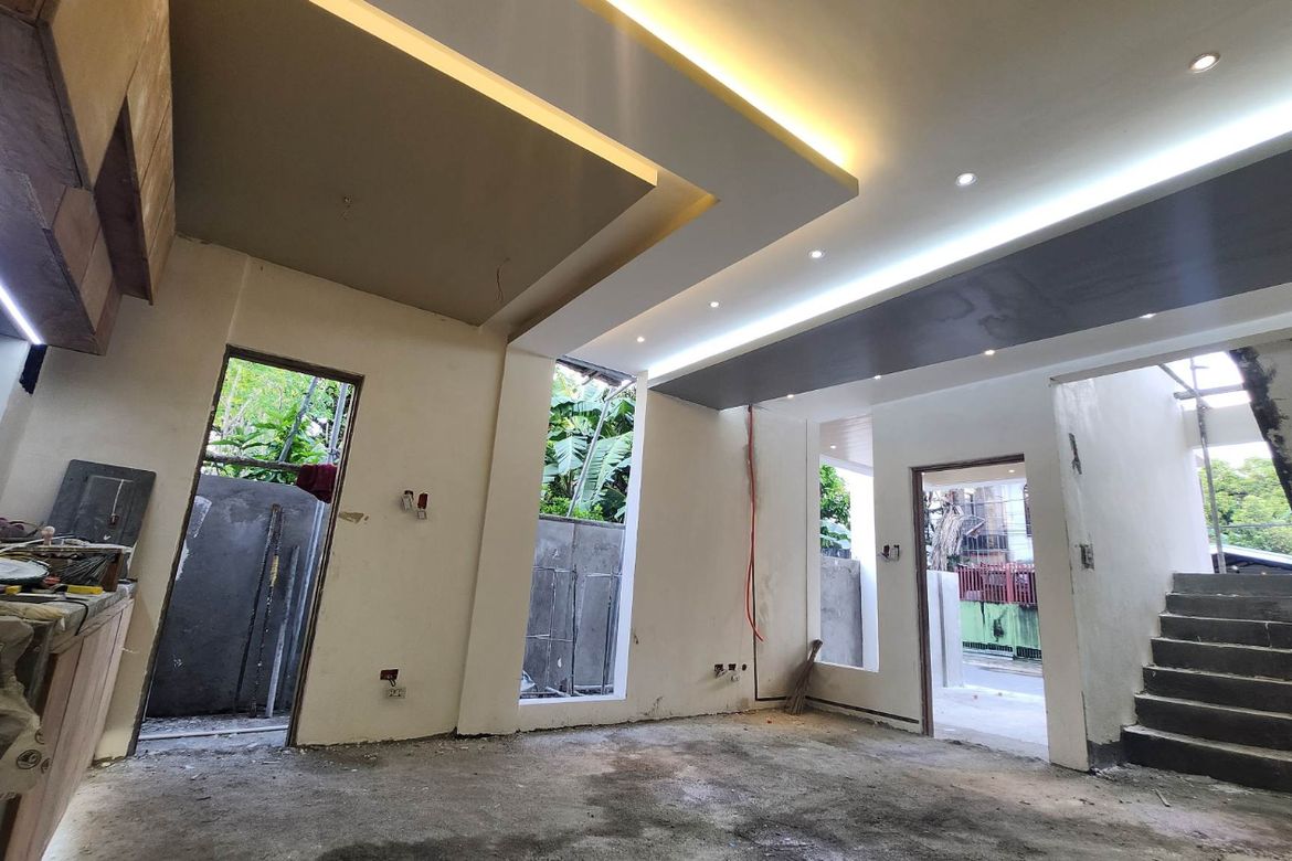 3 Bedroom Townhouse for Sale in Guitnang Bayan II, San Mateo, Rizal – photo 4