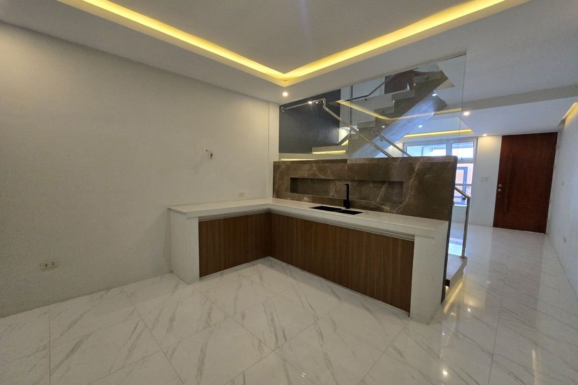 3 Bedroom Townhouse for Sale in Gulod, Quezon City, Metro Manila – photo 4