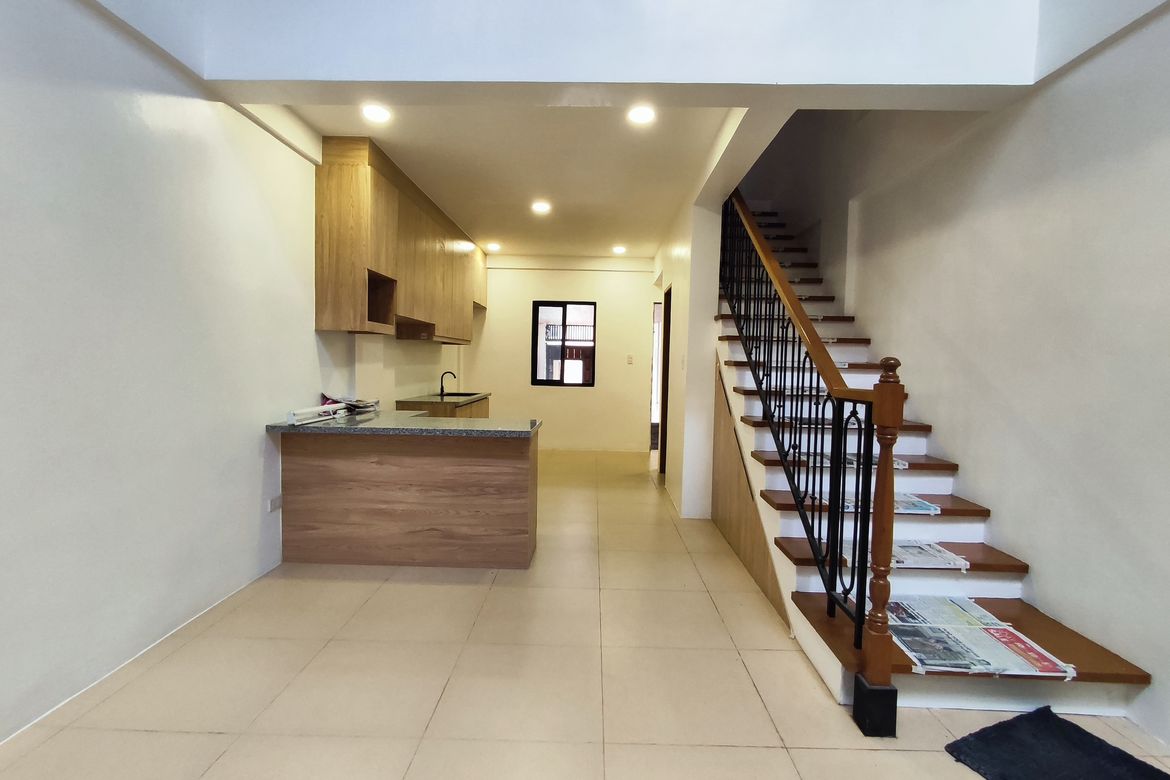 3 Bedroom Townhouse for Sale in Kamuning, Quezon City, Metro Manila near MRT-3 Kamuning – photo 3
