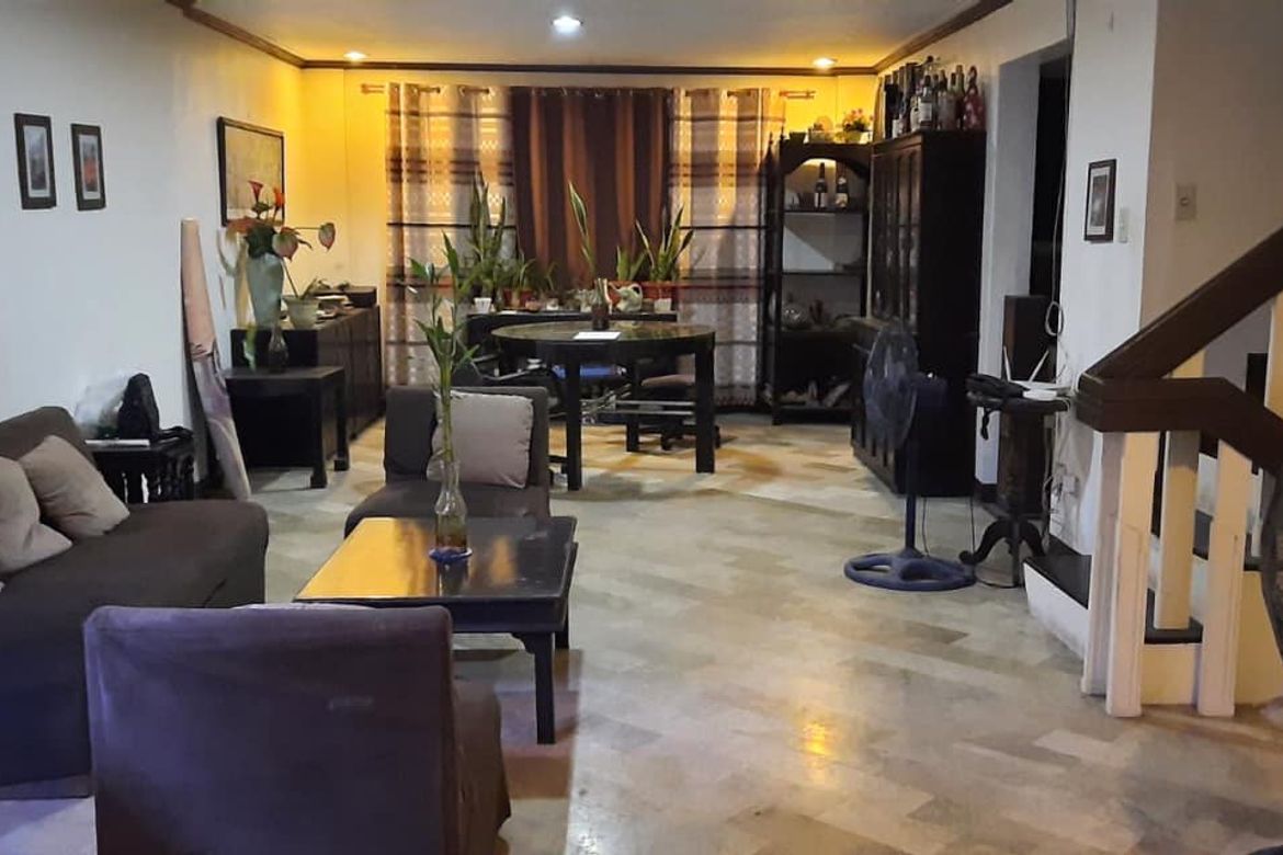 3 Bedroom Townhouse for Sale in Kapitolyo, Pasig, Metro Manila