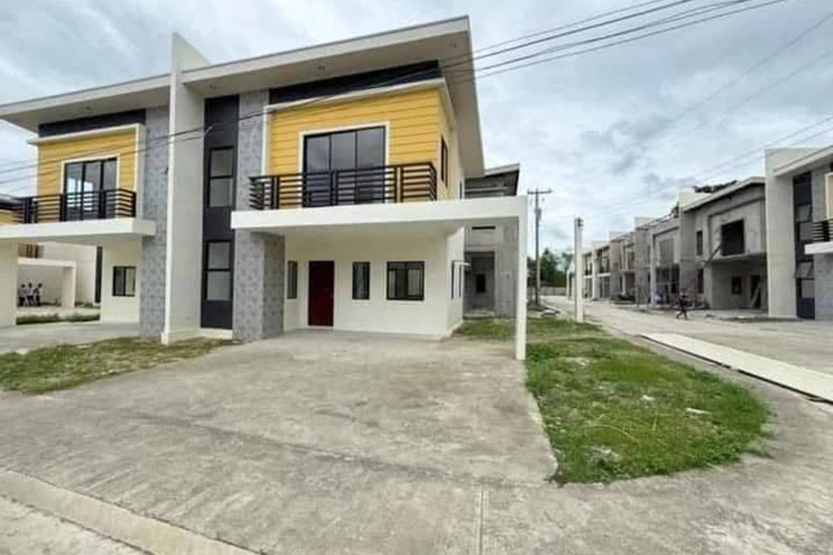 3 Bedroom Townhouse for Sale in Looc, Lapu-Lapu, Cebu – photo 6