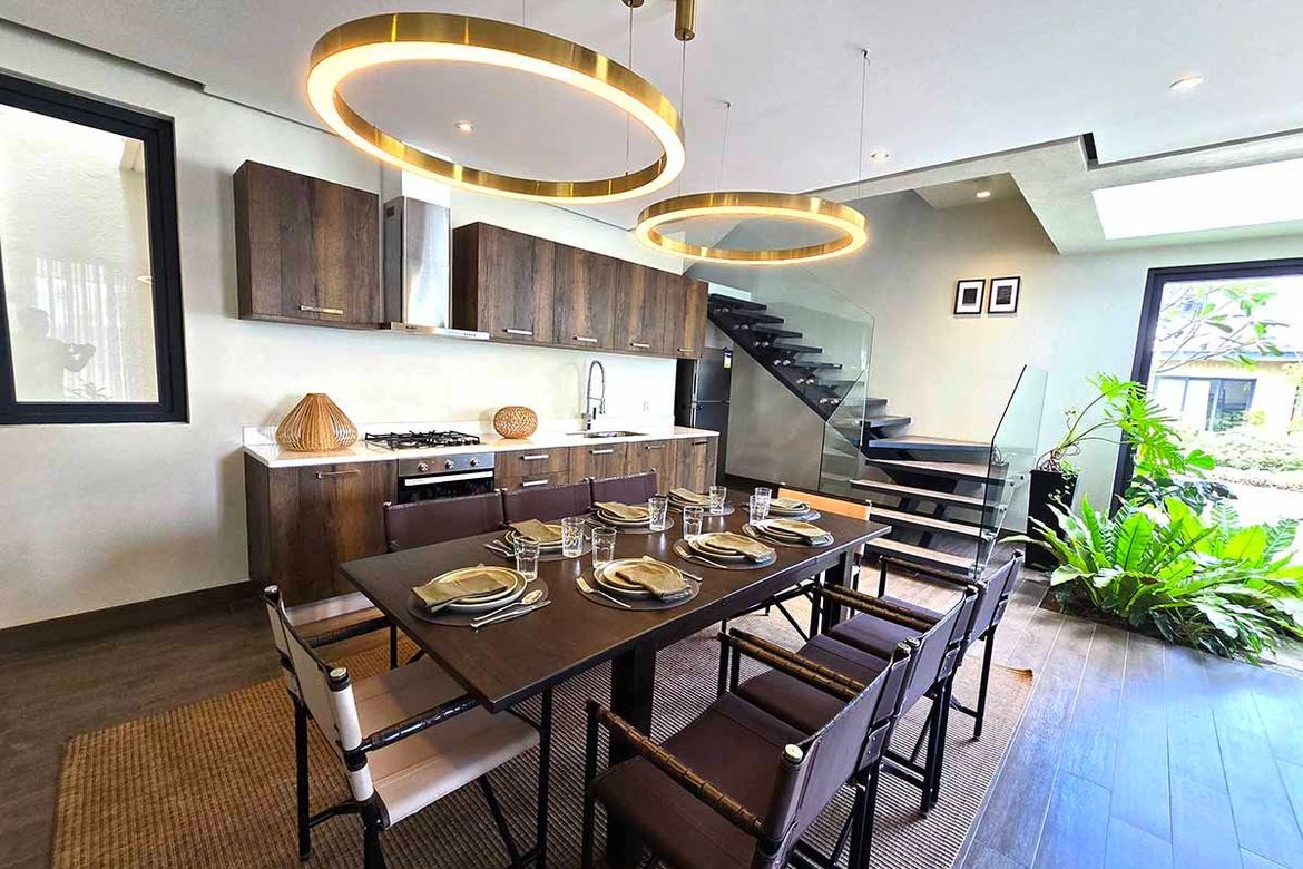 3 Bedroom Townhouse for Sale in Loyola Heights, Quezon City, Metro Manila near LRT-2 Katipunan – photo 8