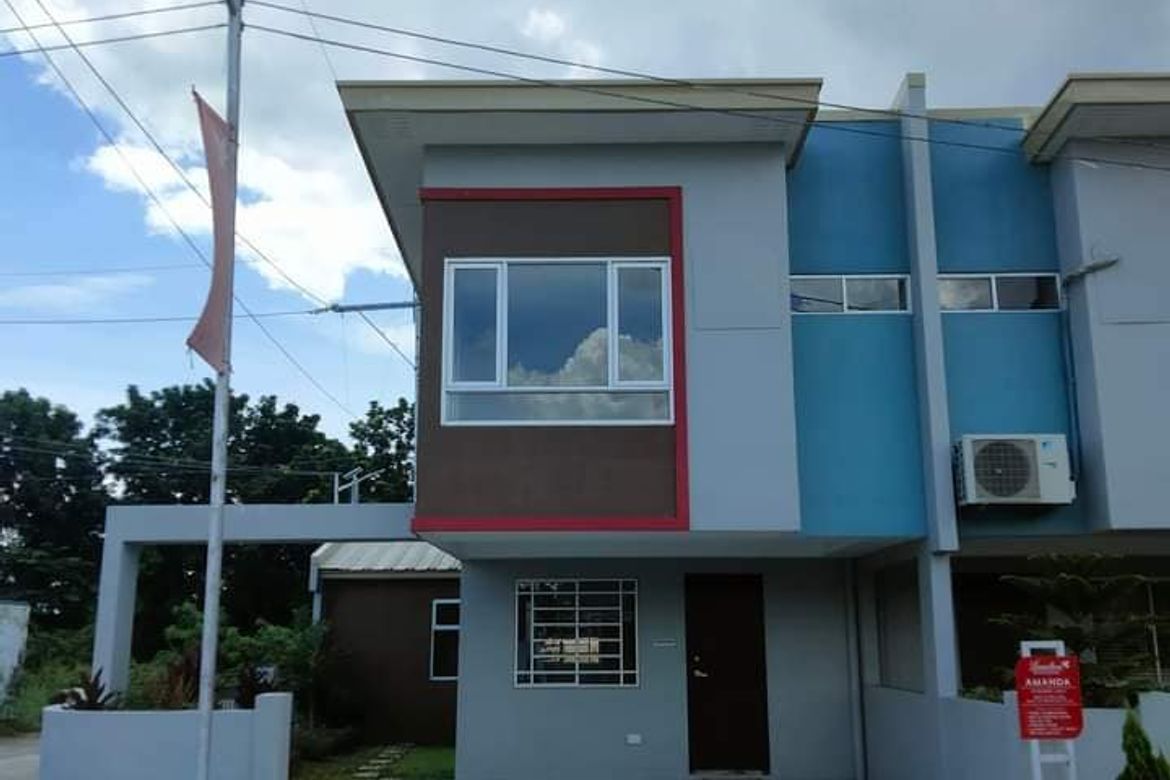 3 Bedroom Townhouse for Sale in Malagasang I-E, Imus, Cavite