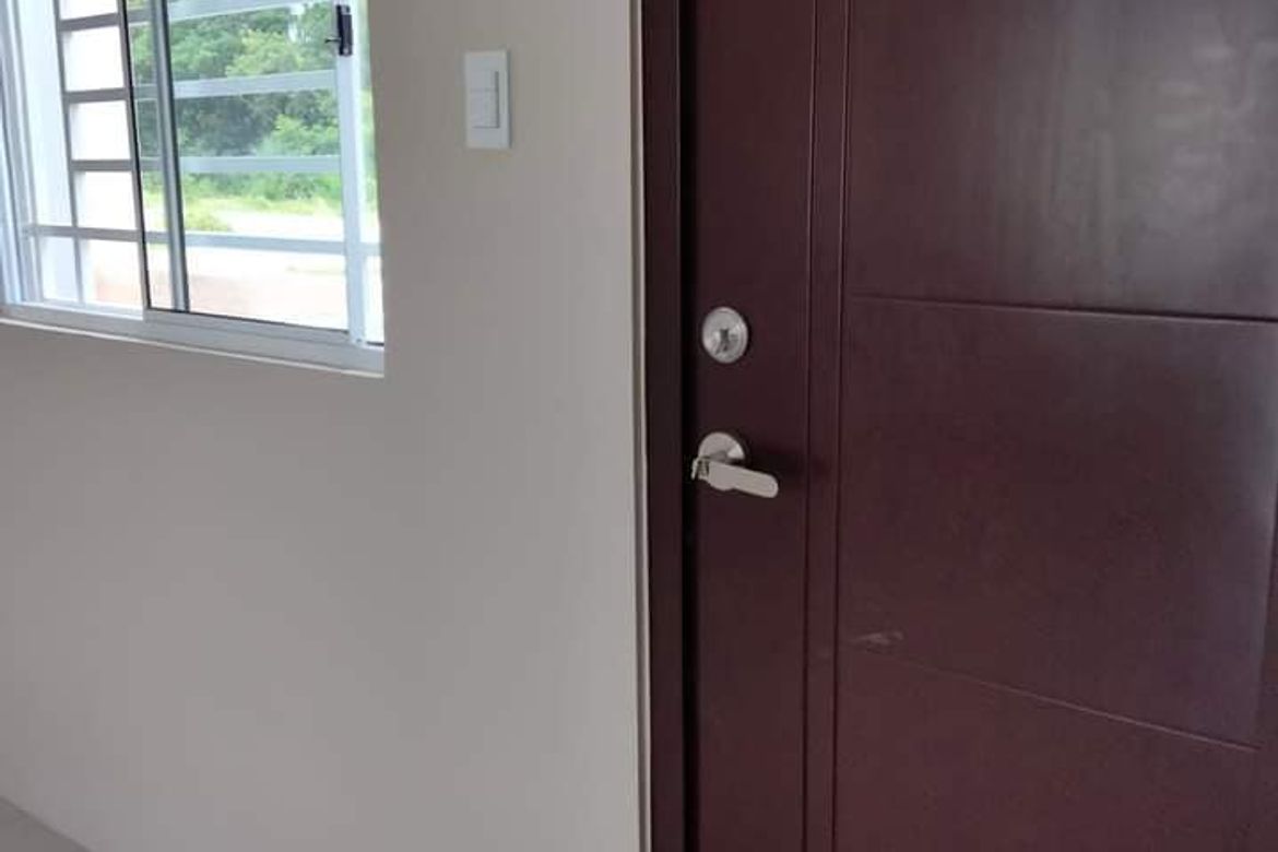 3 Bedroom Townhouse for Sale in Malagasang I-E, Imus, Cavite – photo 8
