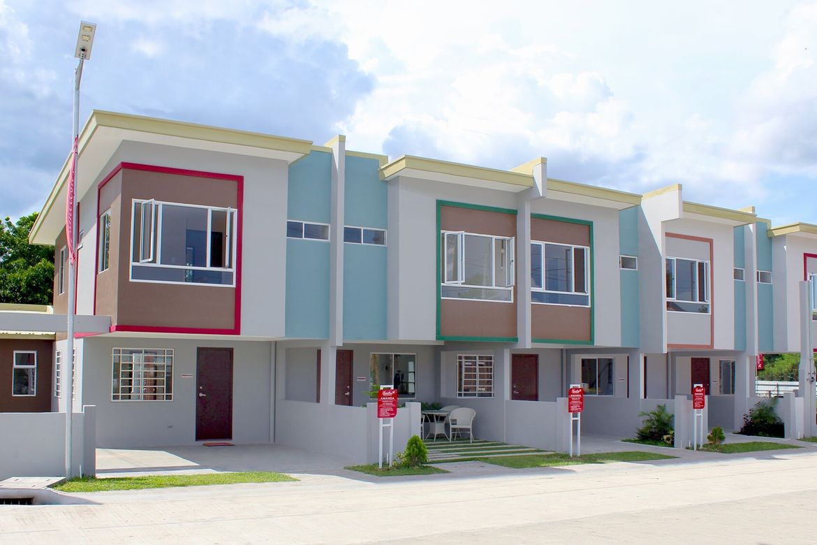 3 Bedroom Townhouse for Sale in Malagasang II-E, Imus, Cavite