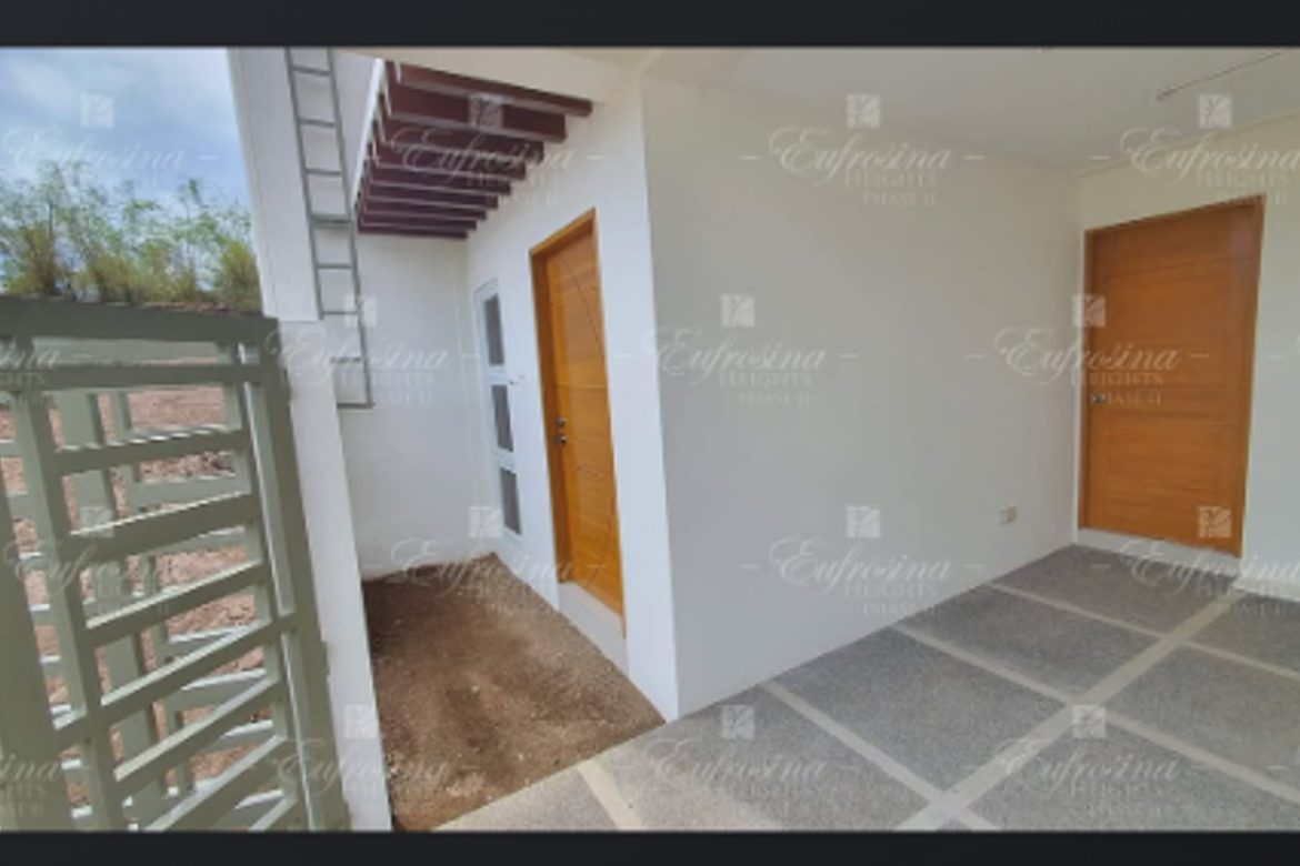 3 Bedroom Townhouse for Sale in Mameltac, San Fernando, La Union – photo 5
