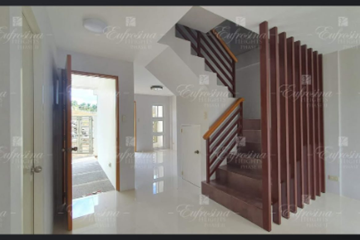 3 Bedroom Townhouse for Sale in Mameltac, San Fernando, La Union – photo 6