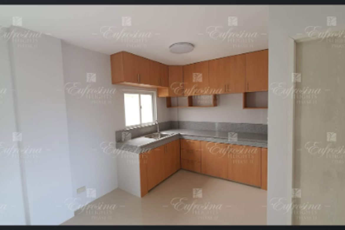 3 Bedroom Townhouse for Sale in Mameltac, San Fernando, La Union – photo 9