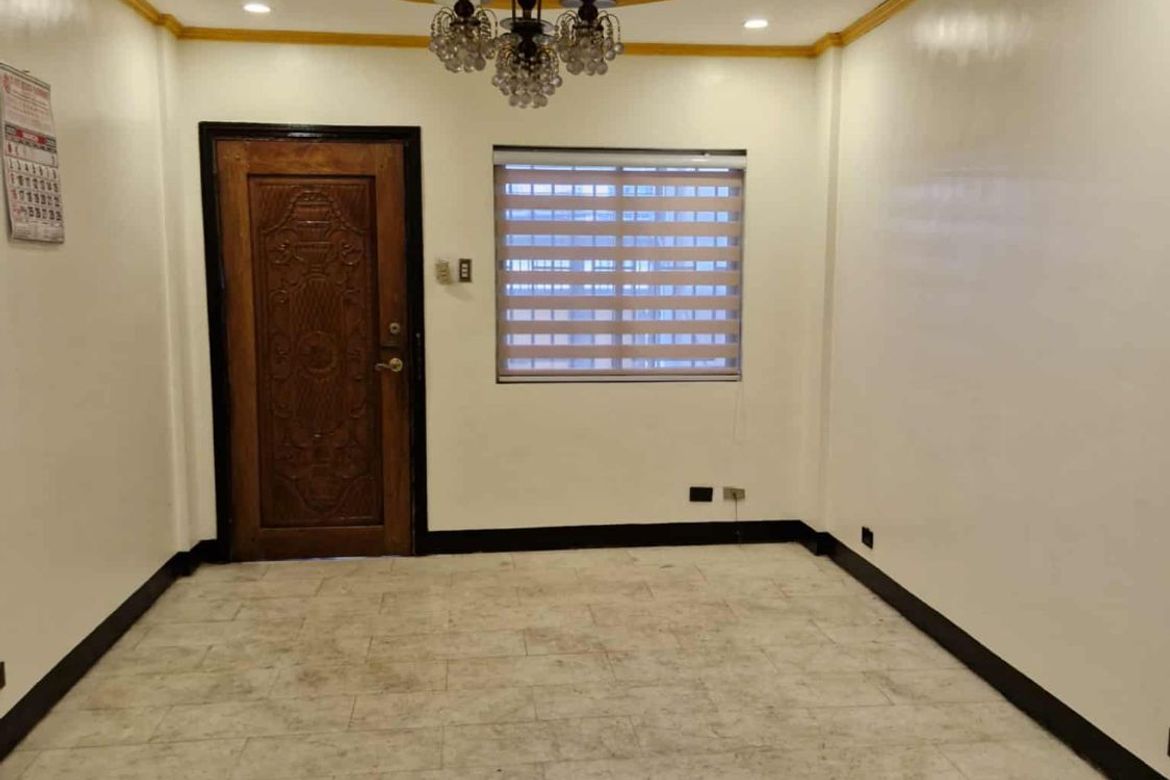 3 Bedroom Townhouse for Sale in Manila, Metro Manila