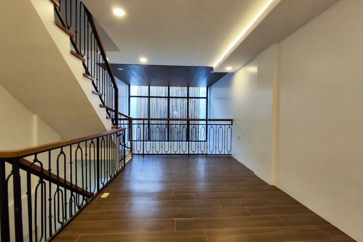 3 Bedroom Townhouse for Sale in Manila, Metro Manila near LRT-2 Legarda – photo 5