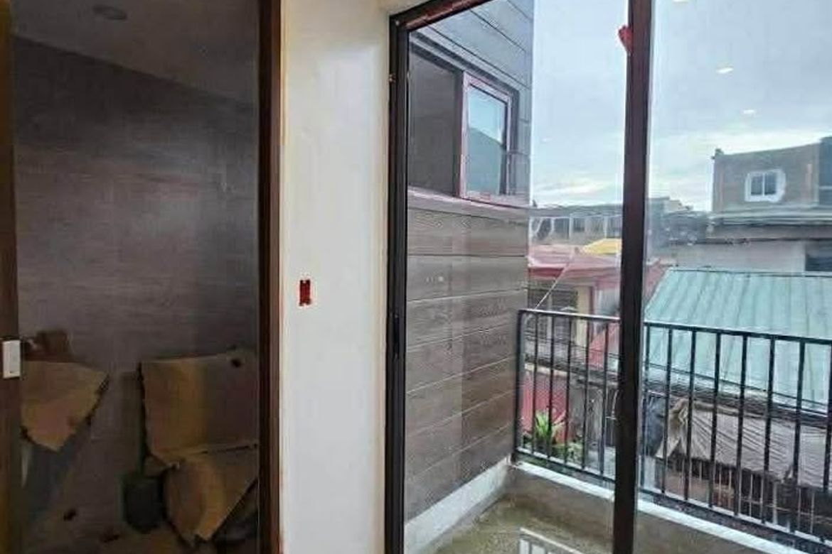 3 Bedroom Townhouse for Sale in Manila, Metro Manila near LRT-2 Legarda – photo 6