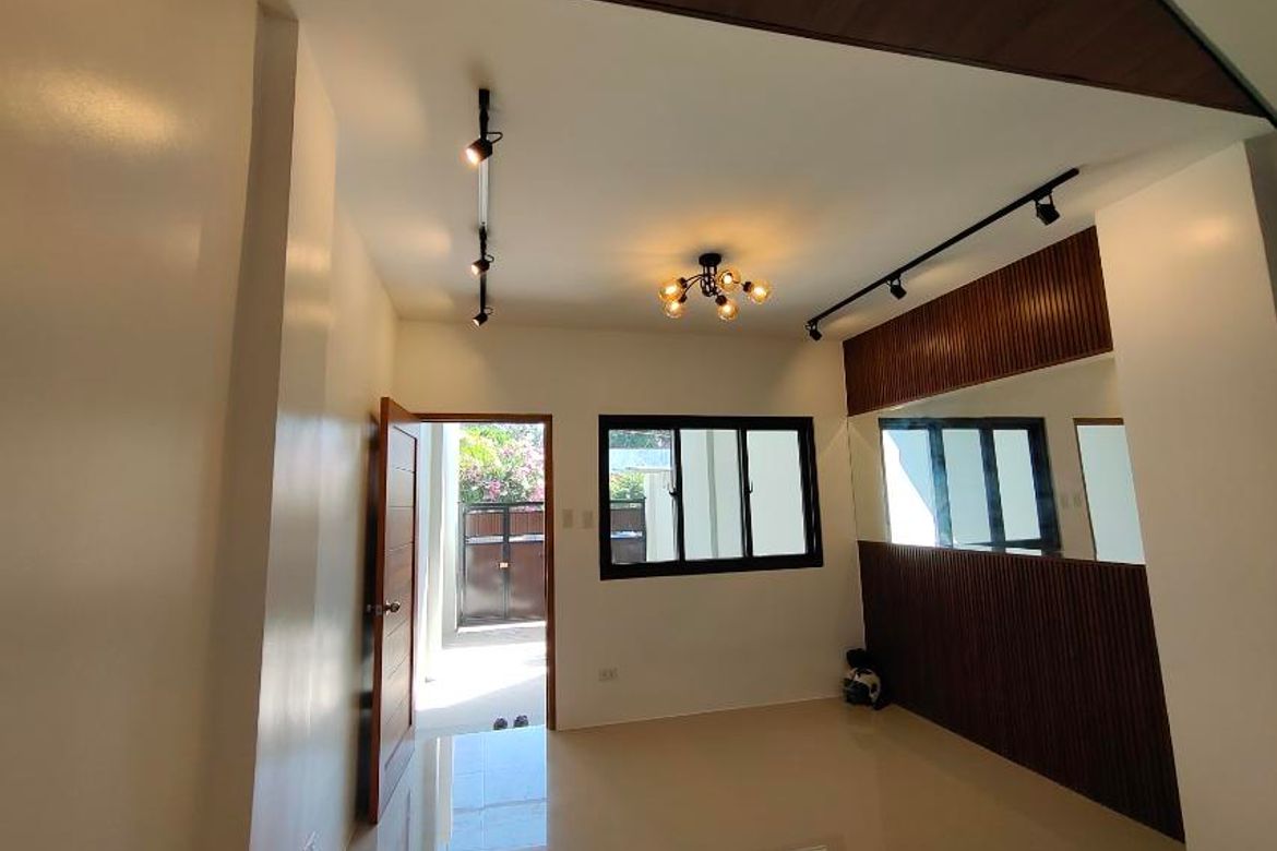 3 Bedroom Townhouse for Sale in Manila, Metro Manila near LRT-2 Pureza – photo 7
