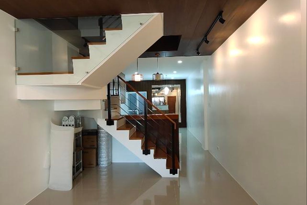 3 Bedroom Townhouse for Sale in Manila, Metro Manila near LRT-2 Pureza – photo 8