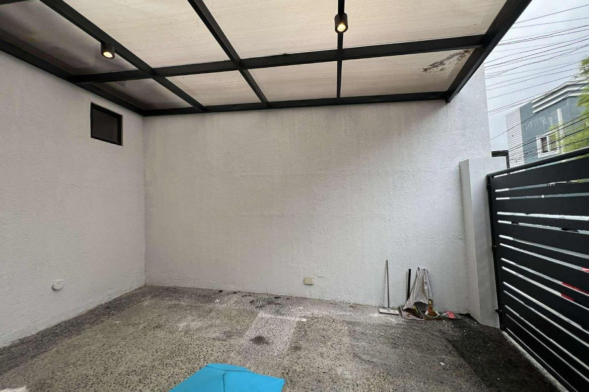 3 Bedroom Townhouse for Sale in Milagrosa, Quezon City, Metro Manila – photo 7