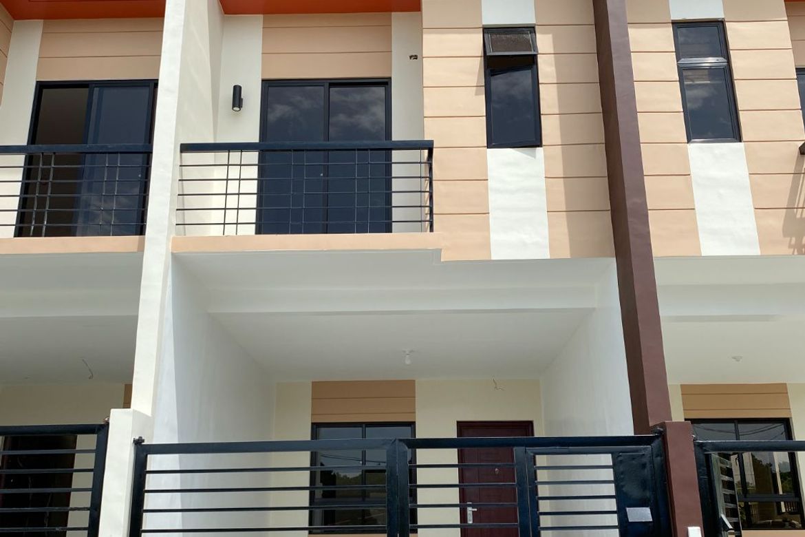 3 Bedroom Townhouse for Sale in Molino VII, Bacoor, Cavite – photo 2