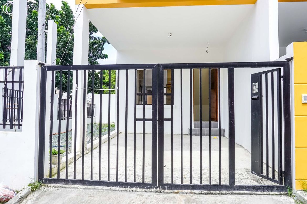 3 Bedroom Townhouse for Sale in Molino VII, Bacoor, Cavite – photo 2