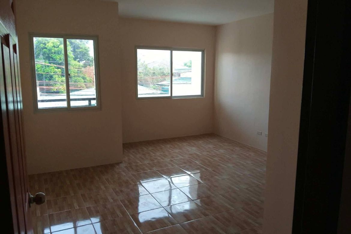 3 Bedroom Townhouse for Sale in North Fairview, Quezon City, Metro Manila – photo 5