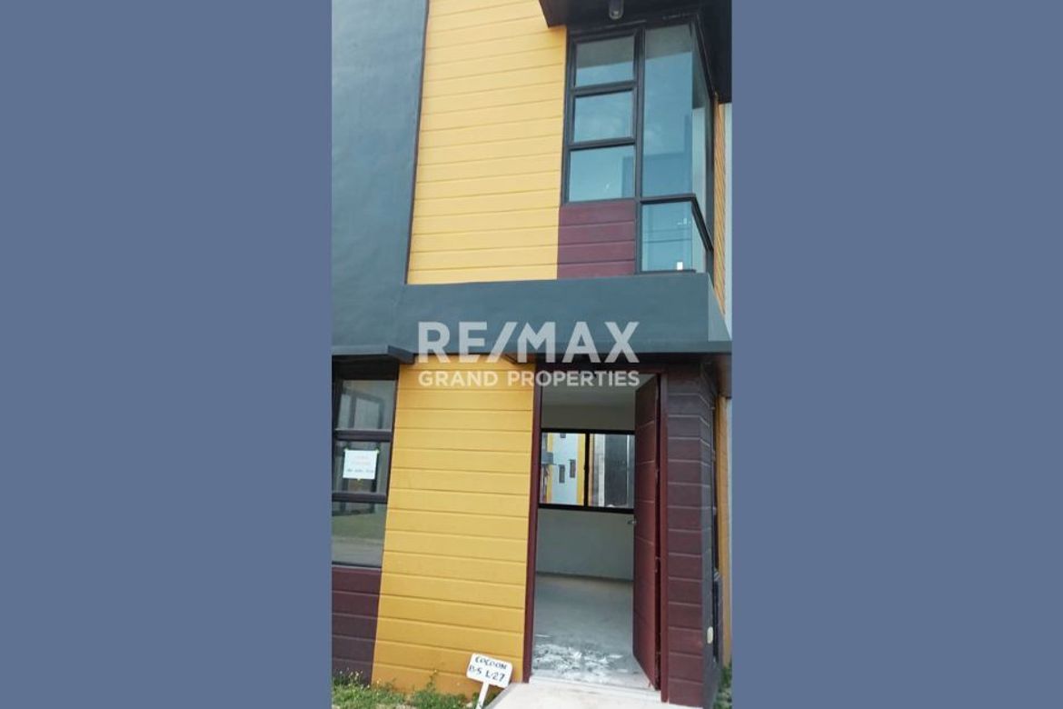 3 Bedroom Townhouse for Sale in Nueva Victoria, Mexico, Pampanga