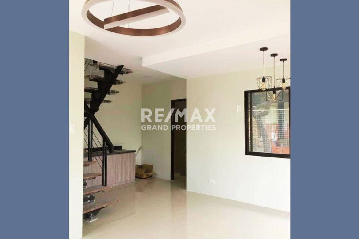 3 Bedroom Townhouse for Sale in Nueva Victoria, Mexico, Pampanga – photo 4