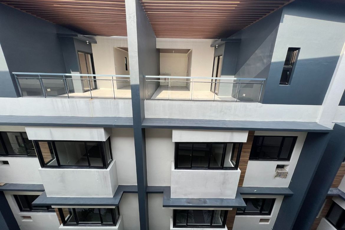 3 Bedroom Townhouse for Sale in Onse, San Juan, Metro Manila – photo 6