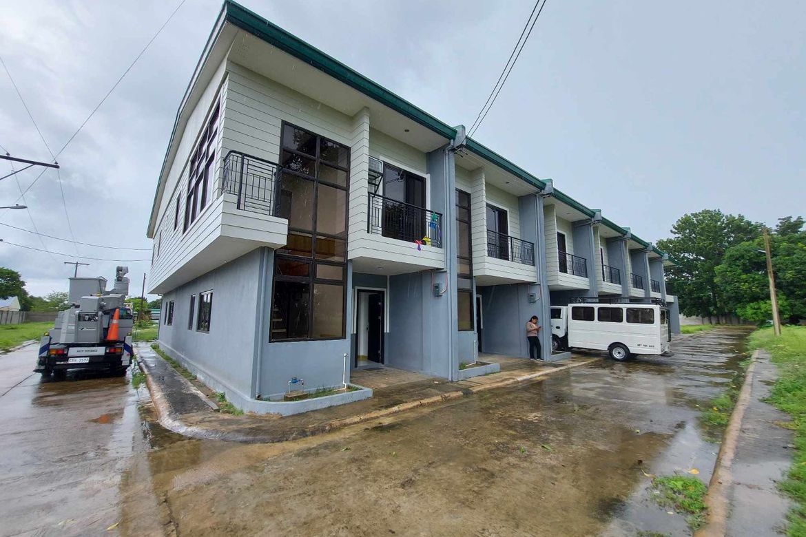 3 Bedroom Townhouse for Sale in Palaris, San Carlos, Pangasinan – photo 2