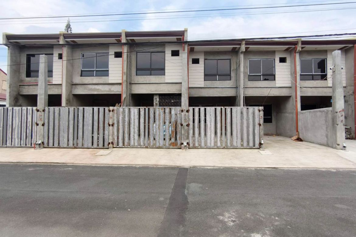 3 Bedroom Townhouse for Sale in Pamplona Tres, Las Piñas, Metro Manila