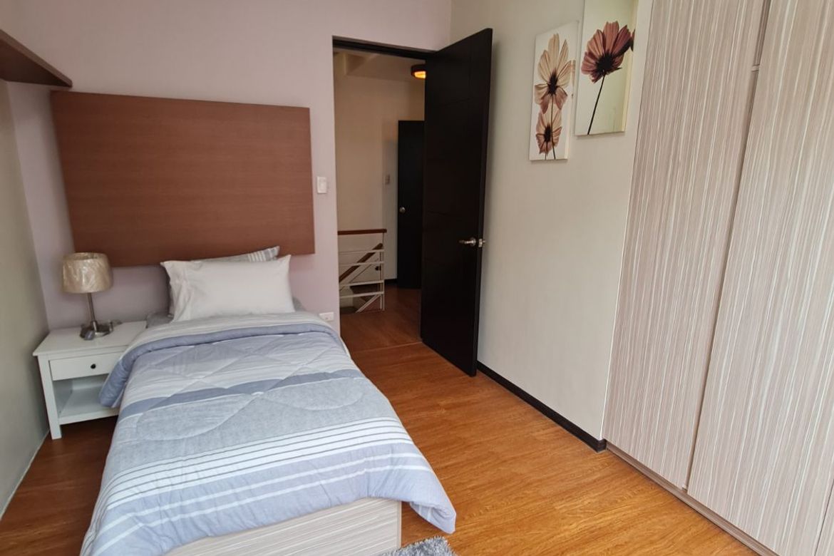 3 Bedroom Townhouse for Sale in Pasadeña, San Juan, Metro Manila near LRT-2 Gilmore – photo 8