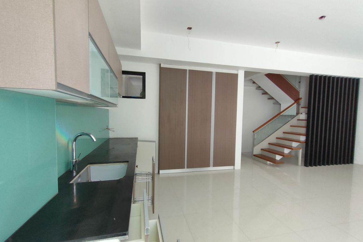 3 Bedroom Townhouse for Sale in Pasadeña, San Juan, Metro Manila near LRT-2 Gilmore – photo 5