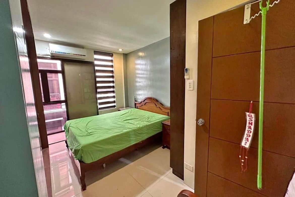 3 Bedroom Townhouse for Sale in Pasadeña, San Juan, Metro Manila near LRT-2 Gilmore
