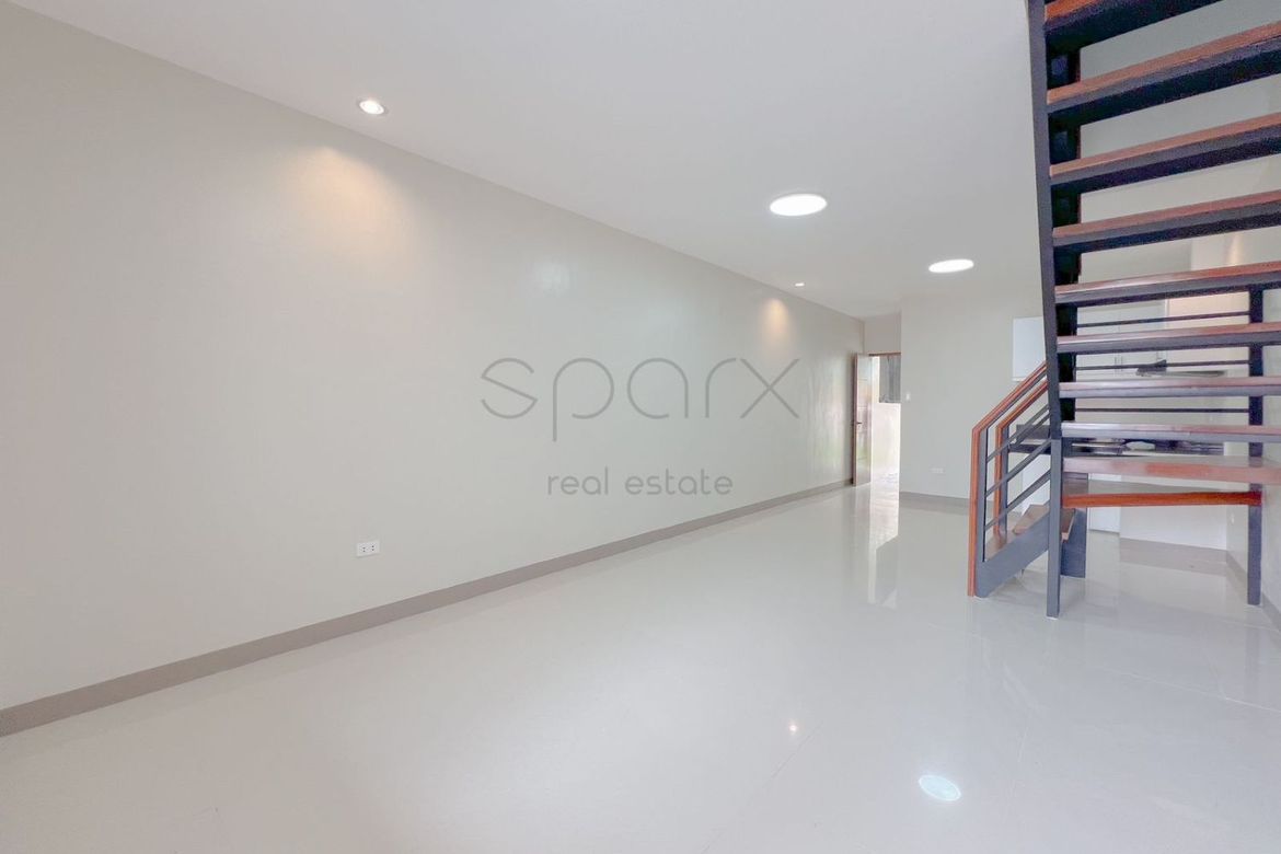 3 Bedroom Townhouse for Sale in Pilar, Las Piñas, Metro Manila – photo 6