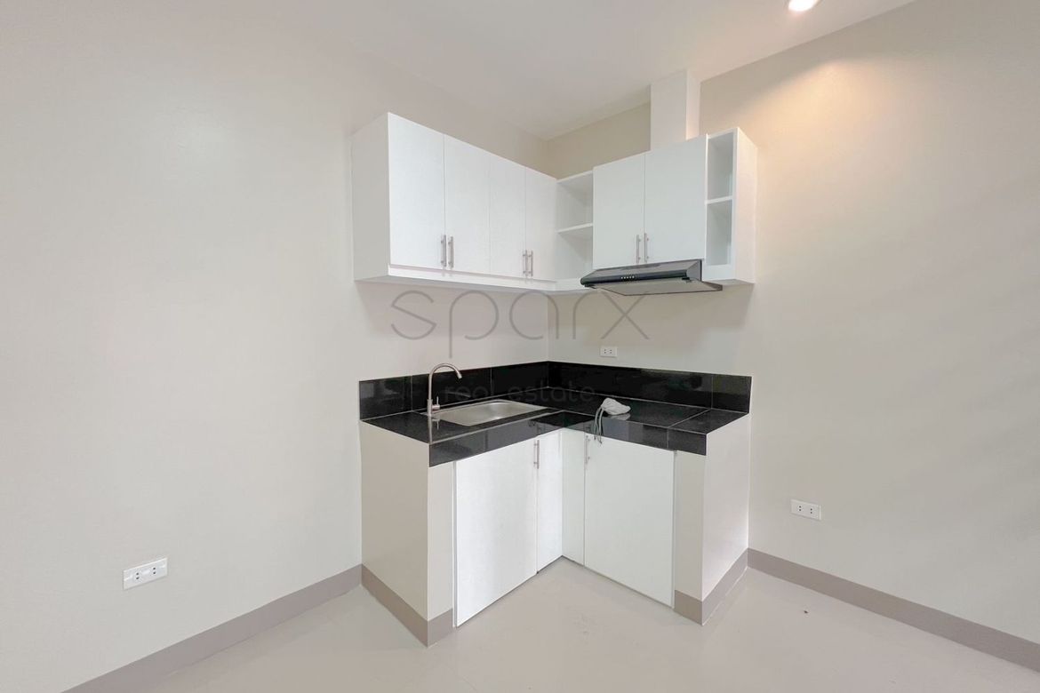 3 Bedroom Townhouse for Sale in Pilar, Las Piñas, Metro Manila – photo 8