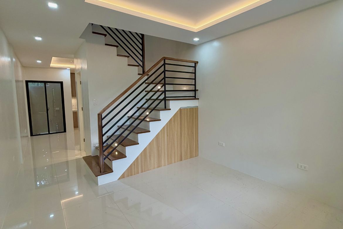 3 Bedroom Townhouse for Sale in Pilar, Las Piñas, Metro Manila – photo 4
