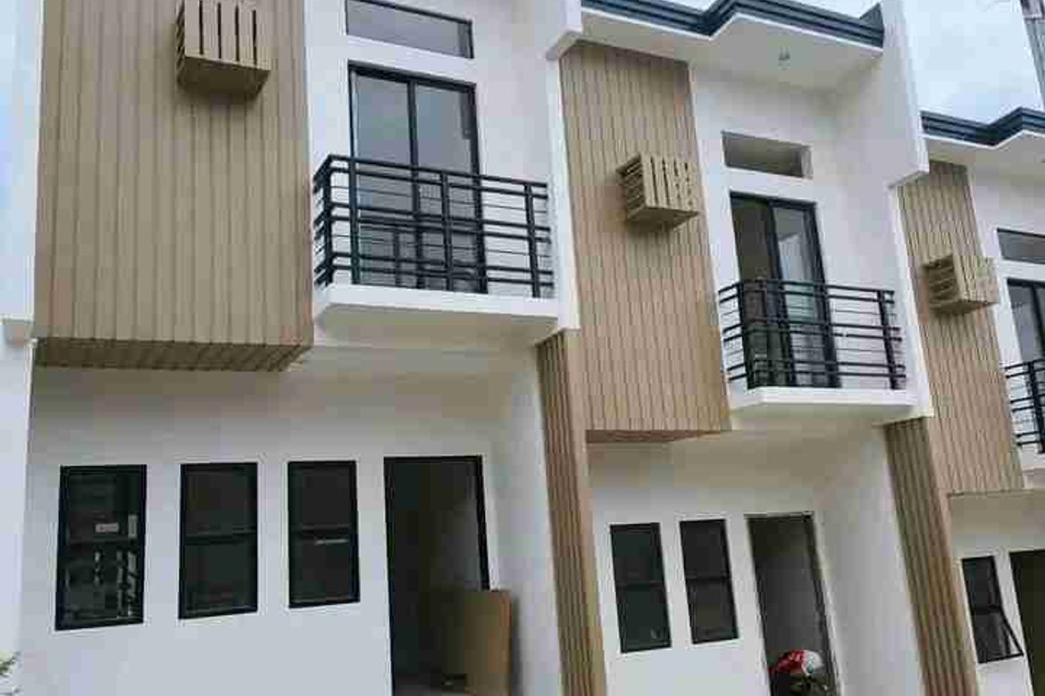 3 Bedroom Townhouse for Sale in Pitalo, San Fernando, Cebu