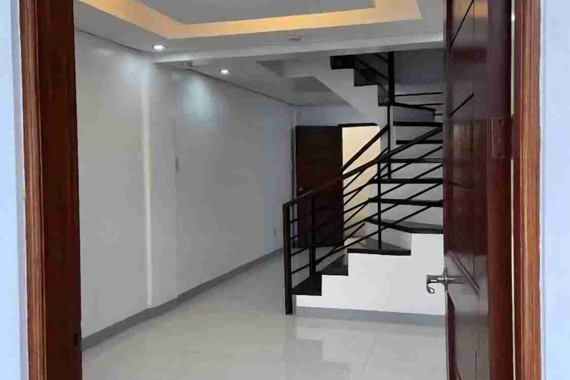 3 Bedroom Townhouse for Sale in Plainview, Mandaluyong, Metro Manila – photo 2