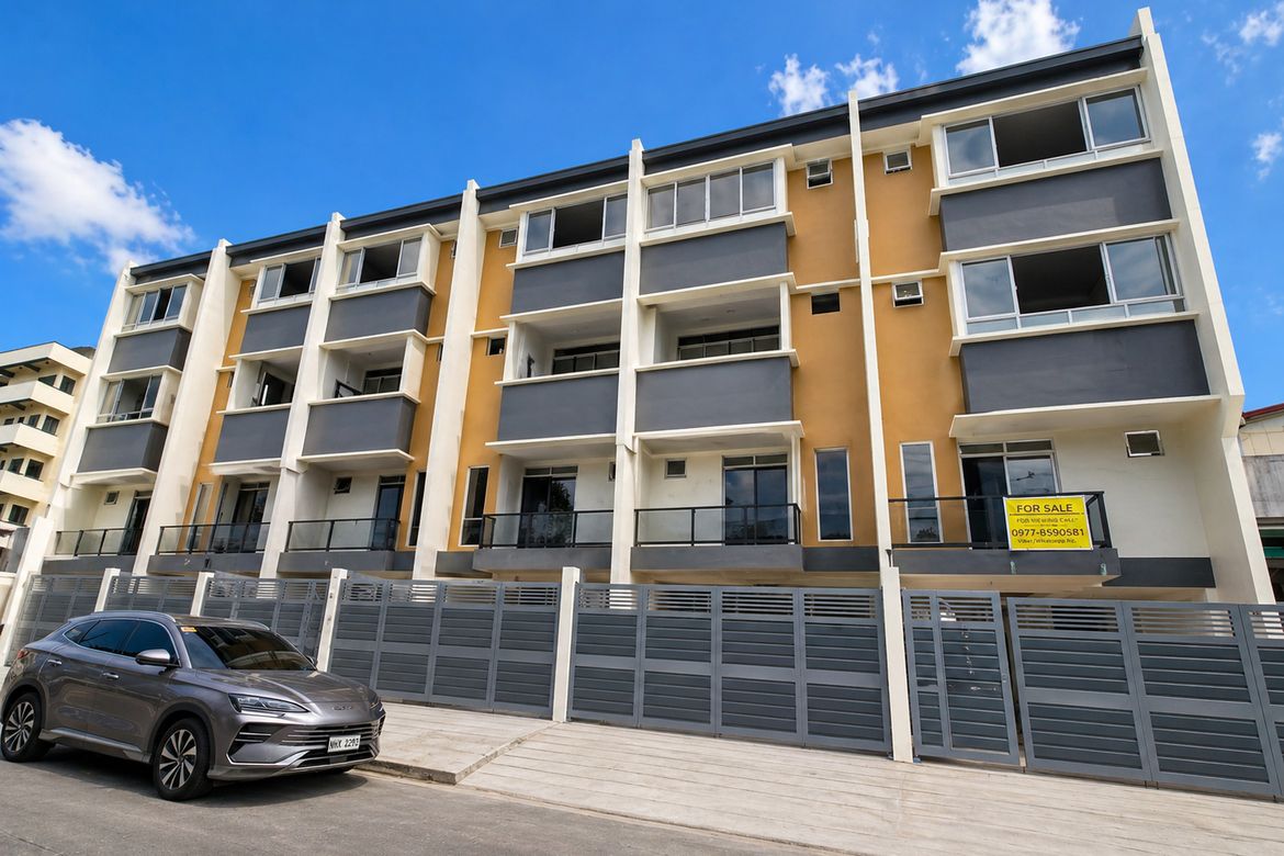 3 Bedroom Townhouse for Sale in Plainview, Mandaluyong, Metro Manila near MRT-3 Boni