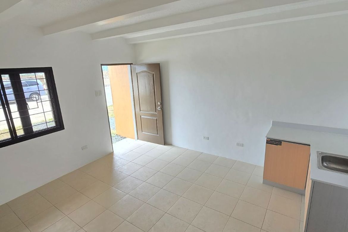 3 Bedroom Townhouse for Sale in Poblacion Barangay 6, Lipa, Batangas – photo 5