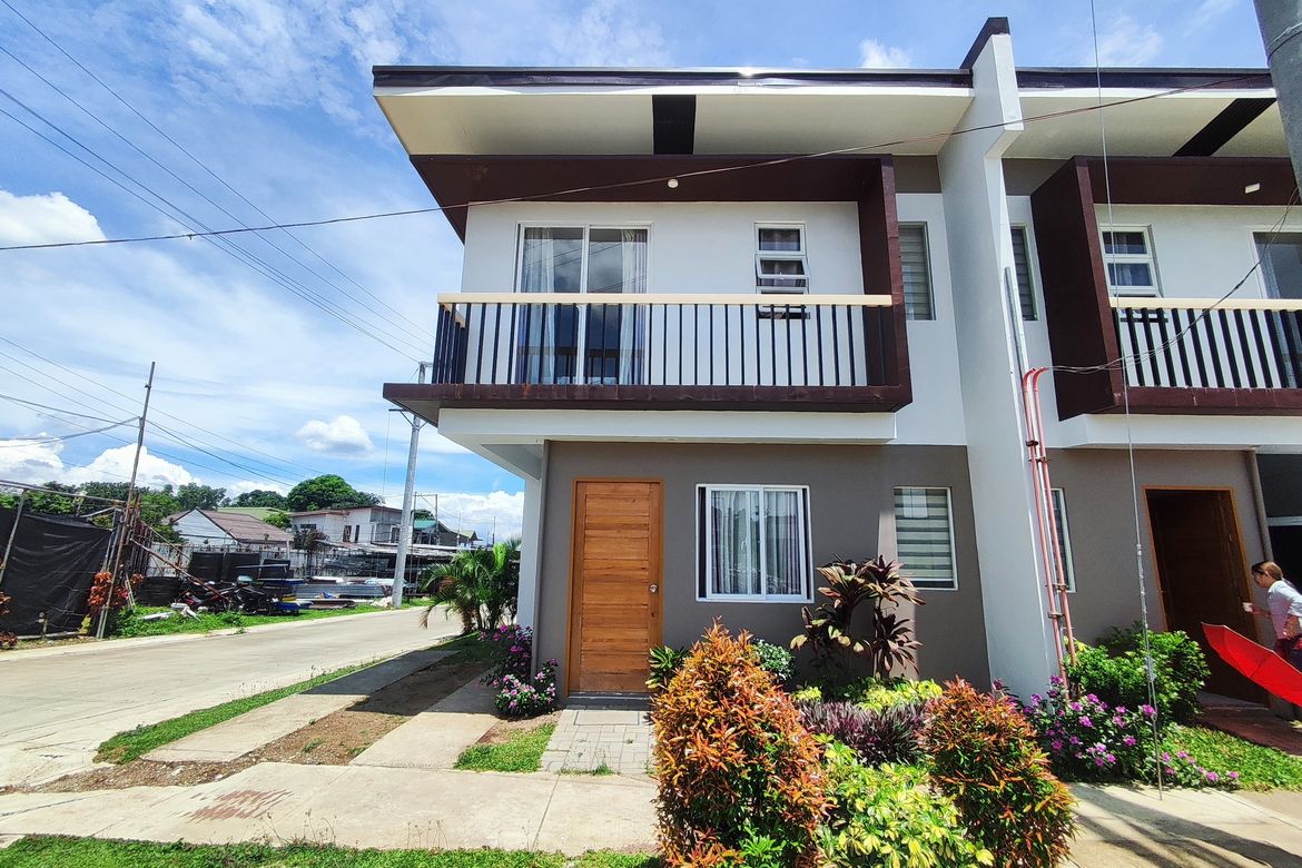 3 Bedroom Townhouse for Sale in Poblacion Barangay 6, Lipa, Batangas – photo 3