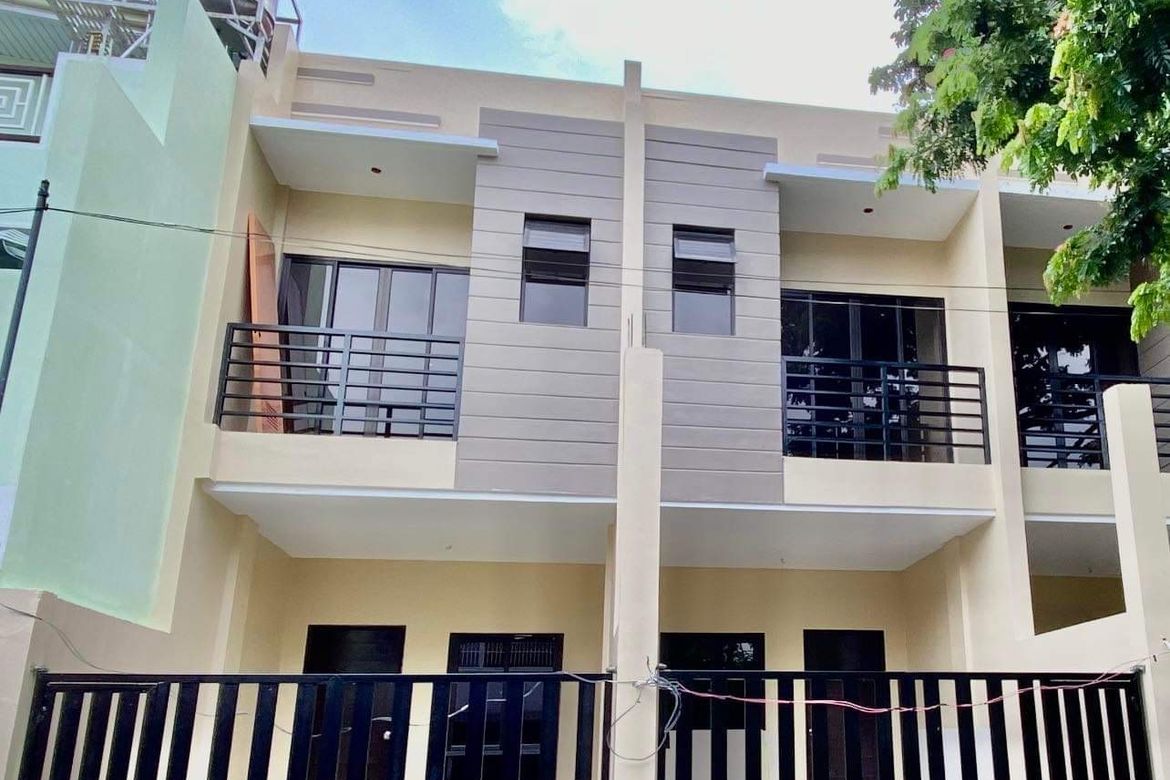 3 Bedroom Townhouse for Sale in Poblacion, Muntinlupa, Metro Manila – photo 2