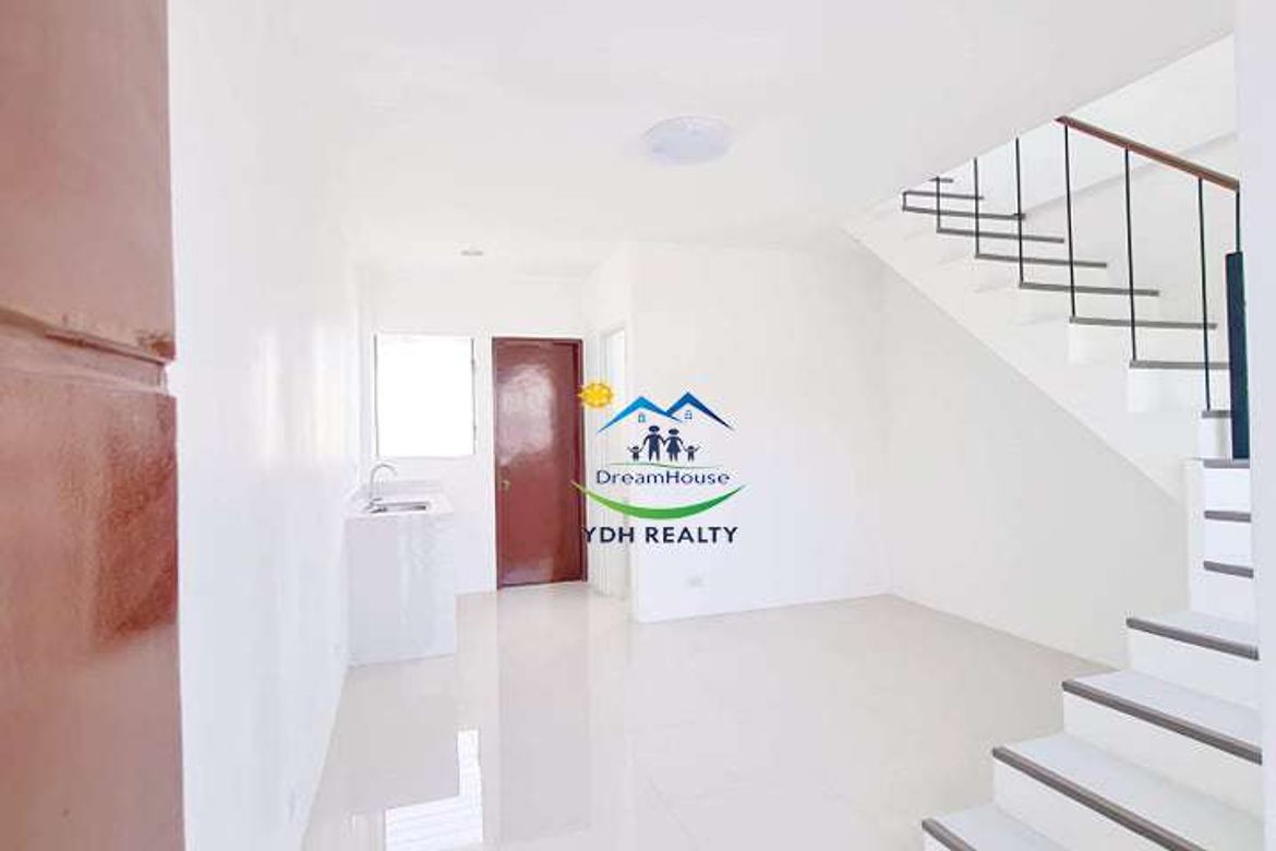 3 Bedroom Townhouse for Sale in Poblacion Ward II, Minglanilla, Cebu – photo 6