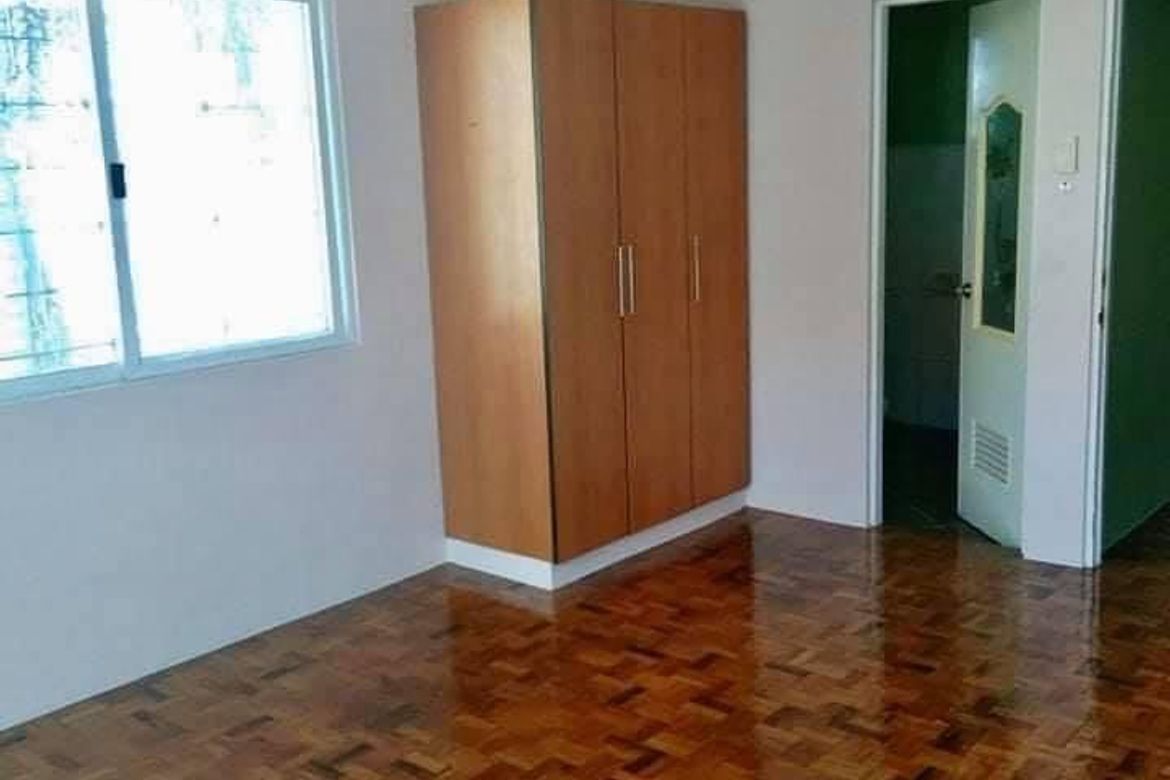 3 Bedroom Townhouse for Sale in Pulang Lupa Uno, Las Piñas, Metro Manila – photo 8