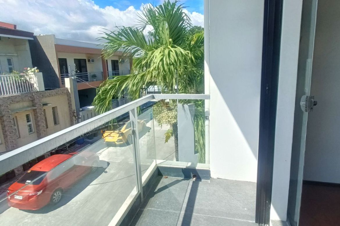 3 Bedroom Townhouse for Sale in San Antonio, Parañaque, Metro Manila – photo 8