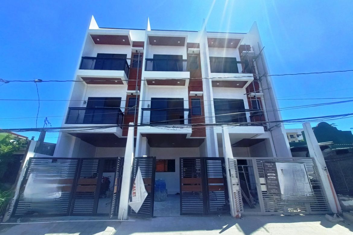 3 Bedroom Townhouse for Sale in San Antonio, Parañaque, Metro Manila